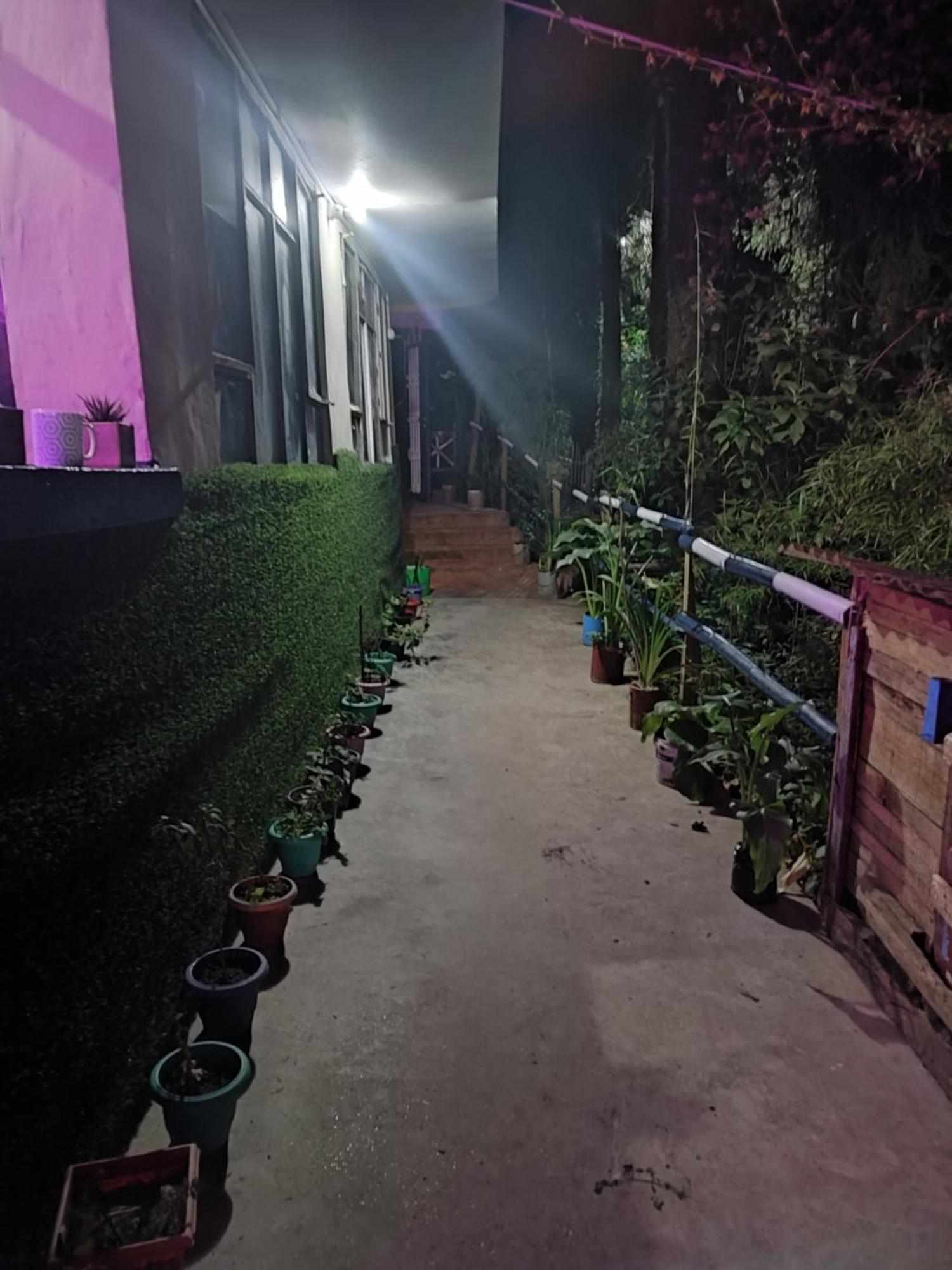 Shanti Samaya Home Stay Vl Ghoom Monastery, Samten Choeling Darjeeling  Buitenkant foto